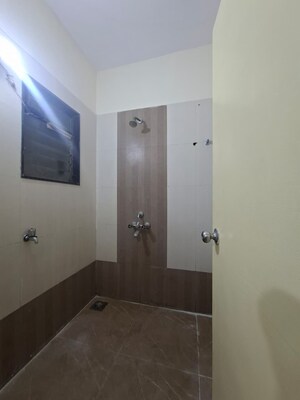 Bathroom in 1 BHK Apartment at Fortune Heights kharghar, Kharghar Sector 35d – for Rent