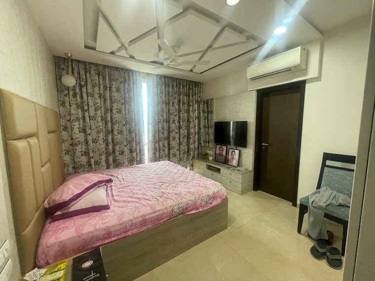 Bedroom, oberoi-realty-esquire 4 Bedroom 2053 Sq.Ft. Apartment In Goregaon East Mumbai 9608048