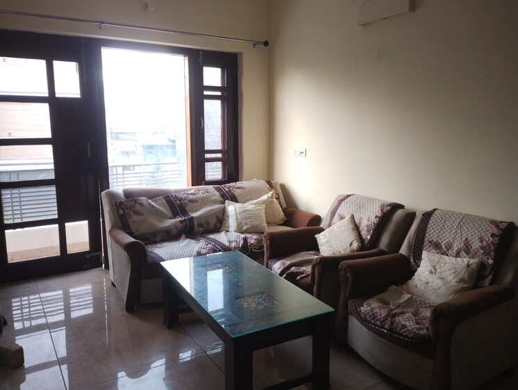 Living Room, aerocity 2 Bedroom 200 Sq.Yd. Builder Floor In Aerocity Mohali 9608121