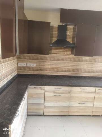 Kitchen in 4 BHK Apartment at Bestech Park View Spa Next, Sector 67 – for Rent