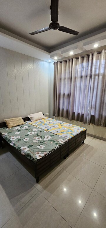 Bedroom in 3 BHK Apartment at Lohgarh – for Rent