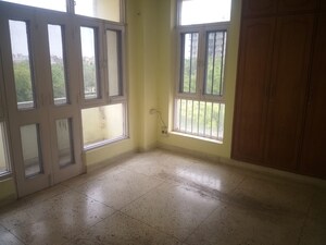 Room in 3 BHK Apartment at Sector 2 Dwarka – for Rent