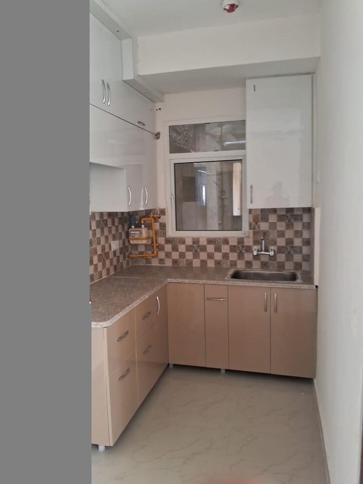 Kitchen, sector 10 greater noida 2 Bedroom 850 Sq.Ft. Apartment In Sector 10 Greater Noida Greater Noida 9608257