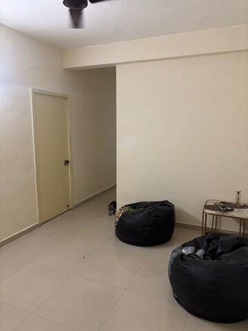  2 BHK Apartment at Pyramid Urban Homes, Sector 70a – for Rent