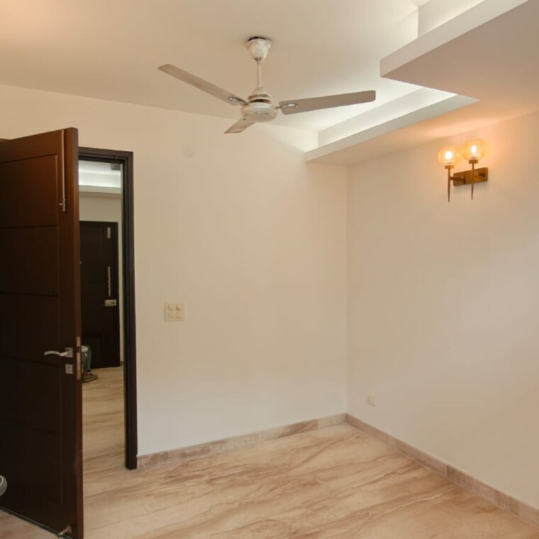 Room, lajpat nagar 2 Bedroom 900 Sq.Ft. Independent House In Lajpat Nagar Delhi 9608238