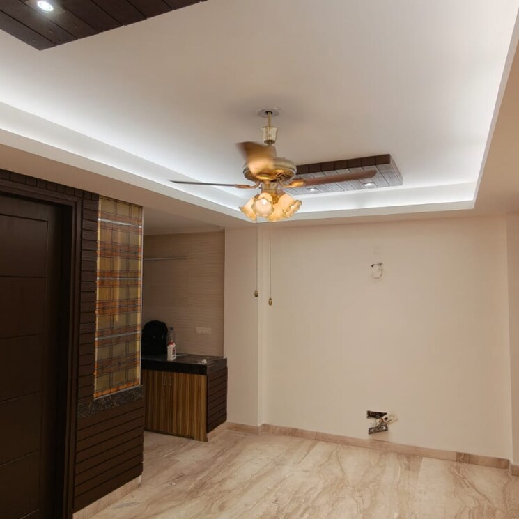 Room, lajpat nagar 2 Bedroom 900 Sq.Ft. Independent House In Lajpat Nagar Delhi 9608238