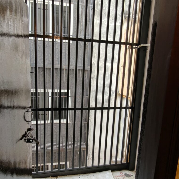 Other, lajpat nagar 2 Bedroom 900 Sq.Ft. Independent House In Lajpat Nagar Delhi 9608238