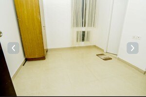 Room in 3 BHK Apartment at Sare Home, Sector 92 – for Sale