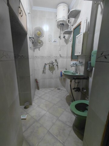 Bathroom in 3 BHK Apartment at Janakpuri – for Rent