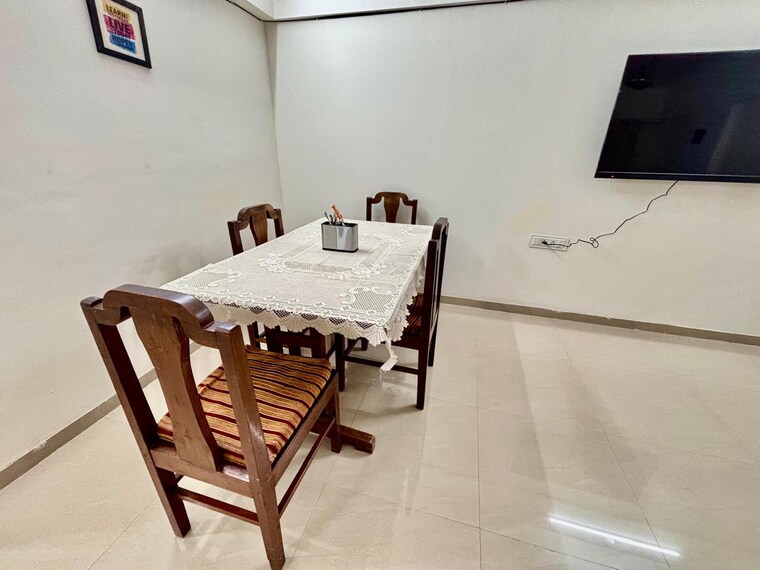 Team Area, pioneer-heritage 2 Bedroom 744 Sq.Ft. Apartment In Santacruz West Mumbai 9608398