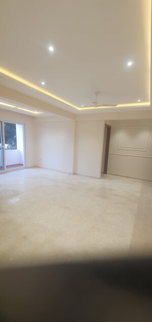 Room in 3 BHK Apartment at Frazer Town – for Rent