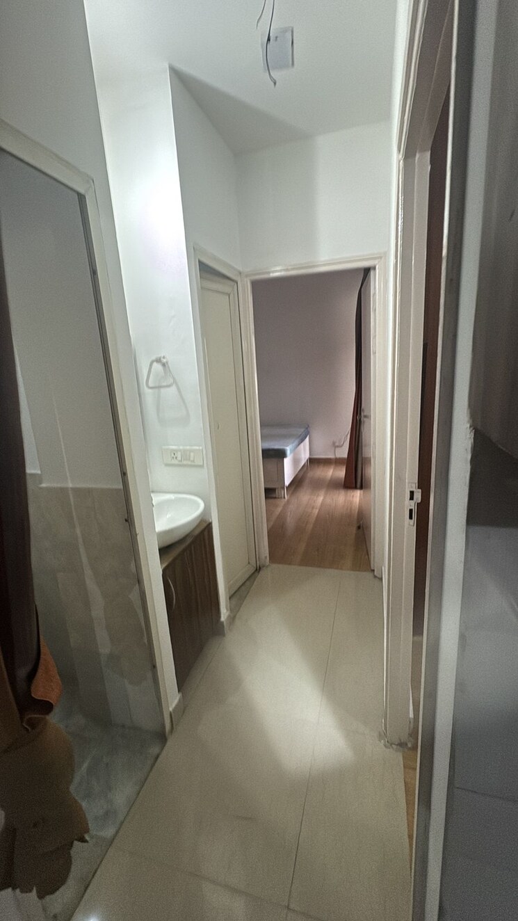 Room, tulip-lemon 2 Bedroom 577 Sq.Ft. Apartment In Sector 69 Gurgaon 9608335