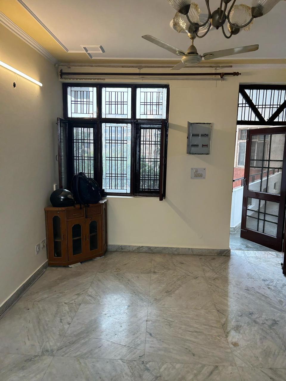 3 BHK + Extra Room Apartment For Rent in Retech Apartments