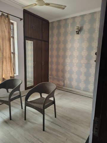 Staircase in 3 BHK Builder Floor at Sainik Colony – for Rent