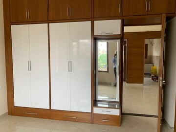 Room in 3 BHK Builder Floor at Aerocity – for Rent