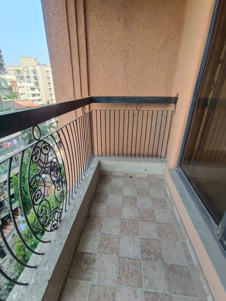 Balcony, lucky-house 2 Bedroom 1200 Sq.Ft. Apartment In Chembur Mumbai 9608492
