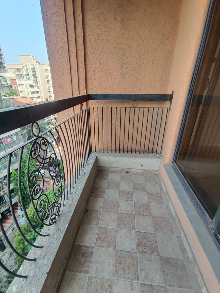 Balcony, lucky-house 2 Bedroom 1200 Sq.Ft. Apartment In Chembur Mumbai 9608492