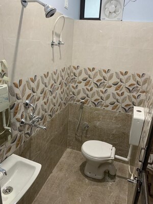 Bathroom in 1 BHK Builder Floor at Vidhyadhar Nagar – for Rent