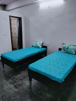 530 Sq.Ft. Pg in No Brokerage Pg 