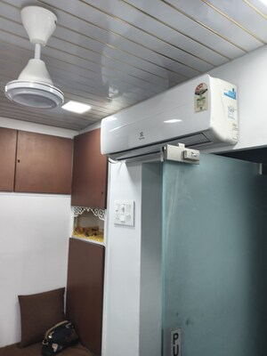   Office Space at Vile Parle West – for Rent