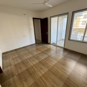 Room in 2 BHK Apartment at Saheel Itrend Life, Mumbai Bangalore Highway – for Rent