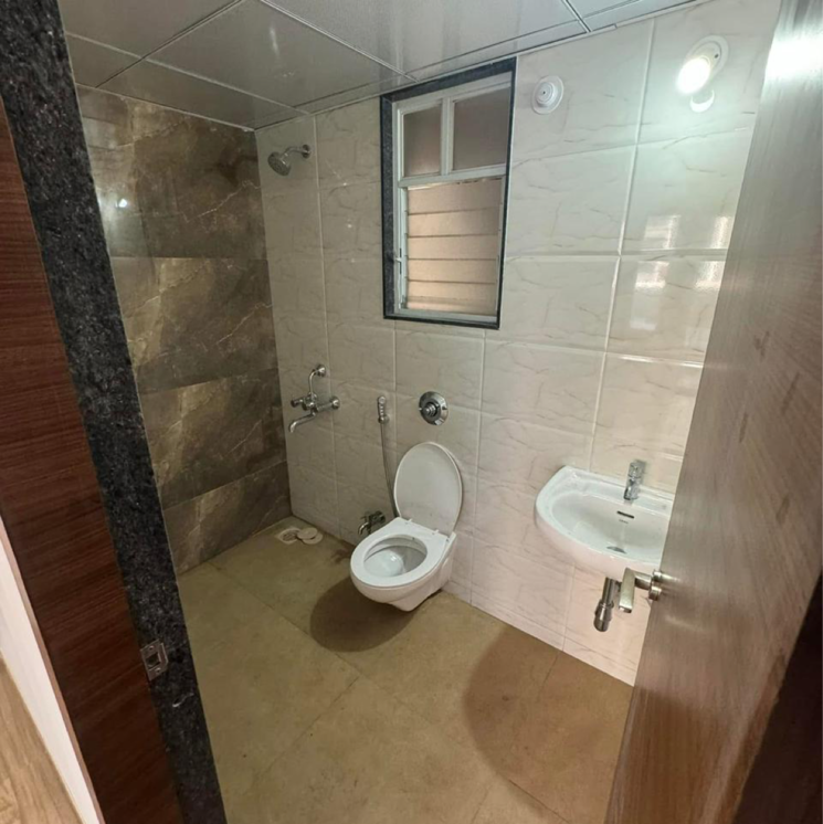 Bathroom, saheel-itrend-life 2 Bedroom 750 Sq.Ft. Apartment In Mumbai Bangalore Highway Pune 9608580