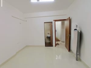 Room in 3 BHK Apartment at Majestic Amarjyoti CHS, Chembur – for Rent