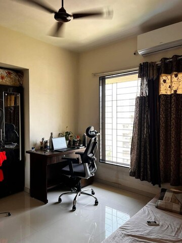 Study Room in 1 BHK Apartment at Bhoomi Acres, Thane West – for Rent