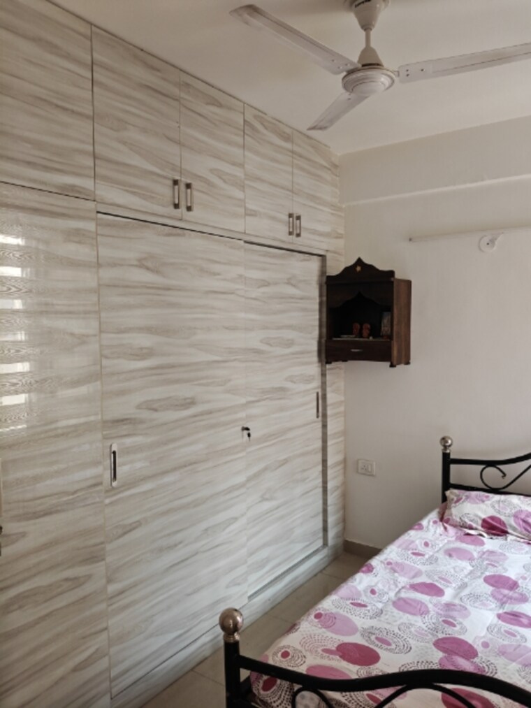 Room, shree-vardhman-green-court 2 Bedroom 625 Sq.Ft. Apartment In Sector 90 Gurgaon 9608684