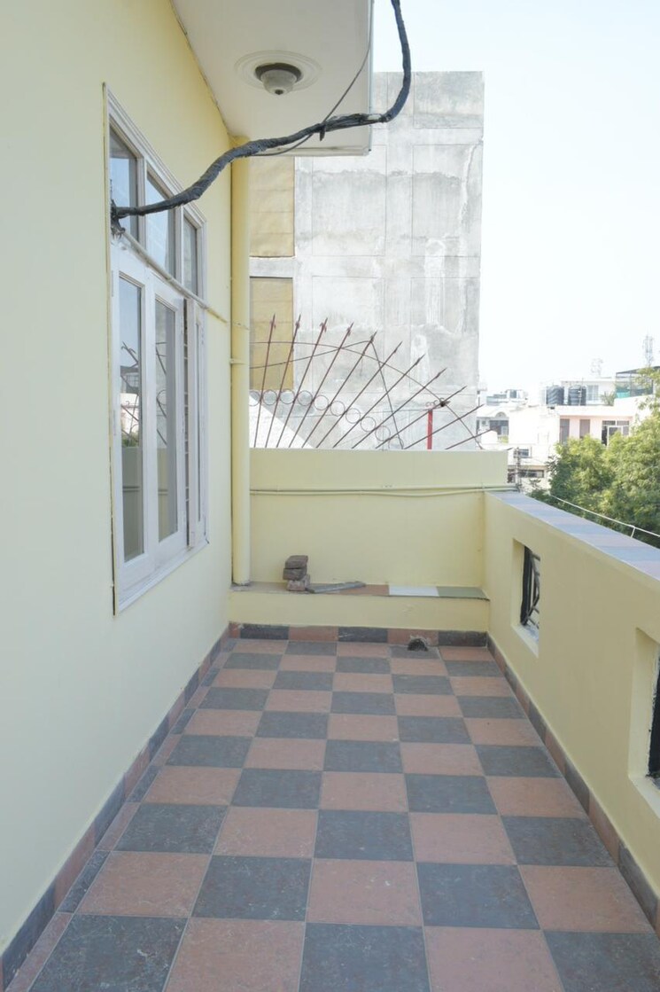 Balcony, indraprastha-villa 2 Bedroom 800 Sq.Ft. Independent House In Sector 61 Noida 9608668