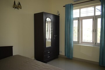 Room in 2 BHK Independent House at Indraprastha Villa, Sector 61 – for Sale