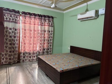 Bedroom in 2 BHK Builder Floor at Aerocity – for Rent