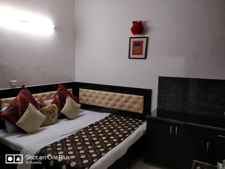 Bedroom, indraprastha-villa 2 Bedroom 800 Sq.Ft. Independent House In Sector 61 Noida 9608682