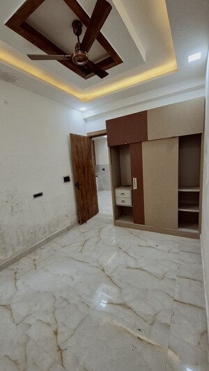 Room in 2 BHK Builder Floor at Vihaan Greens, Sector 1 Greater Noida – for Sale