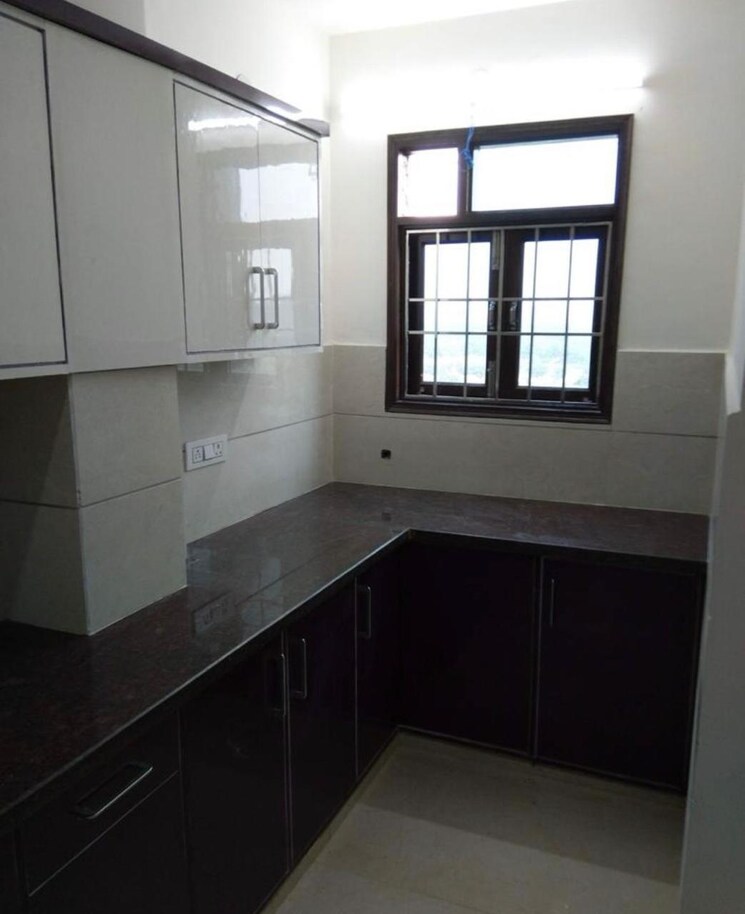 Kitchen, the-vegas Studio 461 Sq.Ft. Apartment In Sector 16b Dwarka Delhi 9608815