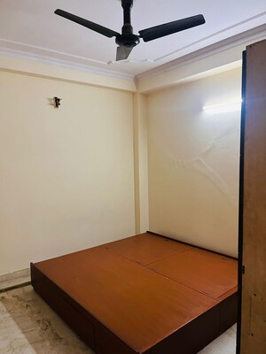 Room in 2 BHK Builder Floor at Saket – for Rent