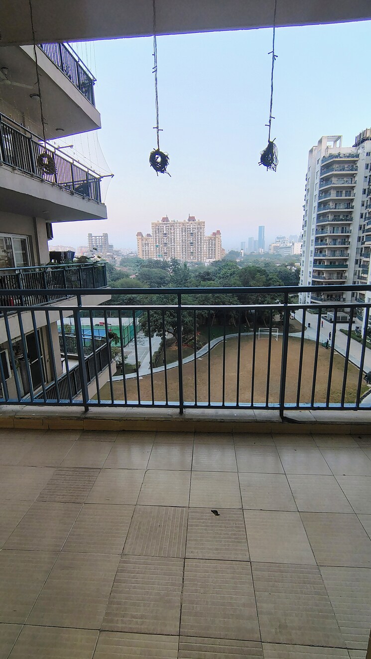 Balcony, spaze-privy 3.5 Bedroom 2175 Sq.Ft. Apartment In Sector 72 Gurgaon 9608836