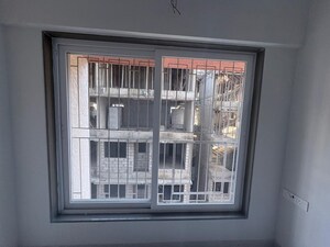 Room in 2 BHK Apartment at Adityaraj Shivraj, Vikhroli East – for Rent