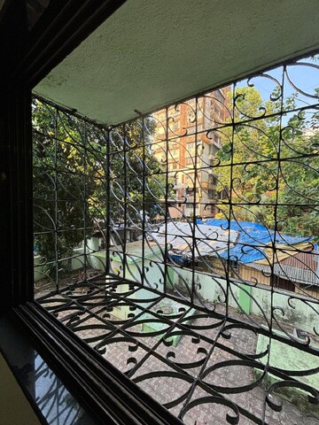 Balcony in 1 BHK Apartment at Bandra West – for Rent