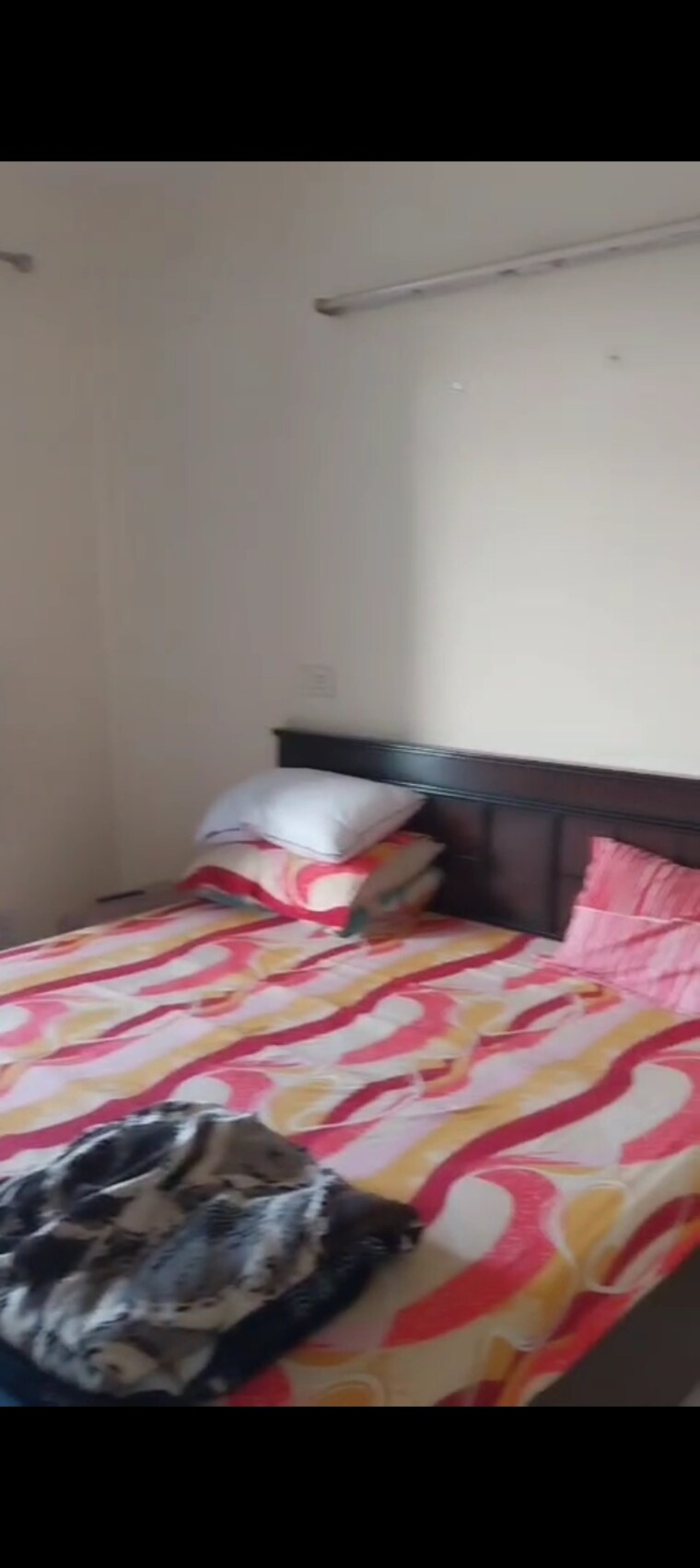 Bedroom, mittal-cosmos-executive-apartment 2 Bedroom 1145 Sq.Ft. Apartment In Sector 2 Gurgaon 9608911