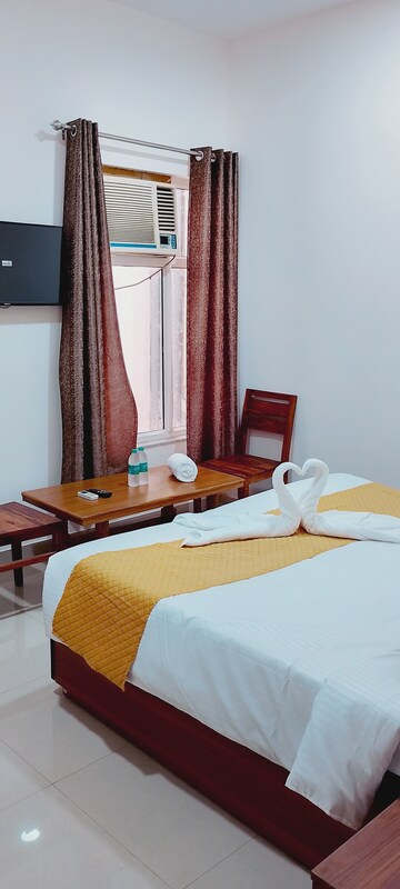 Room in  Pg at Aghapur – for Rent