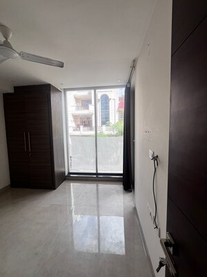 Bathroom in 3.5 BHK Apartment at GPL Eden Heights, Sector 70 – for Rent