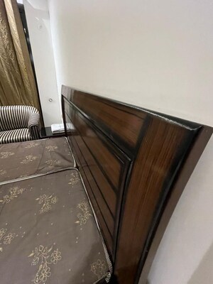 Bedroom in 2 BHK Builder Floor at Aerocity – for Rent