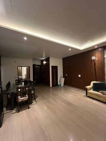 Living Room in 2 BHK Builder Floor at Aerocity – for Rent