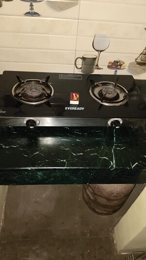 Room in  Pg at Gomti Nagar – for Rent