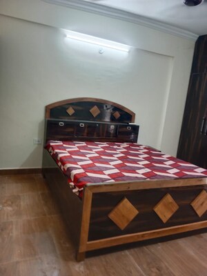 Room in  Pg at Gomti Nagar – for Rent