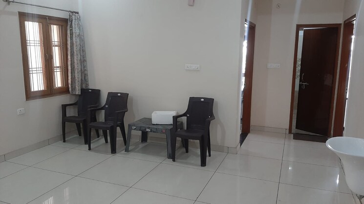 Room, gomti nagar Pg For Boys & Girls In Gomti Nagar 9609070