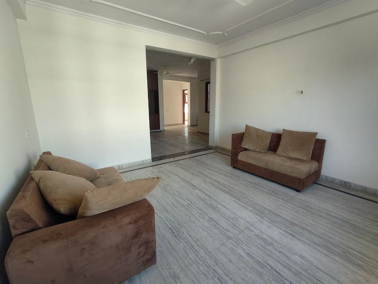 Living Room, ardee-city 3 Bedroom 1830 Sq.Ft. Apartment In Sector 52 Gurgaon 9609083