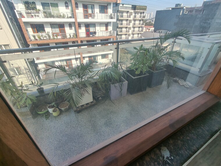 Balcony, ardee-city 3 Bedroom 1830 Sq.Ft. Apartment In Sector 52 Gurgaon 9609083