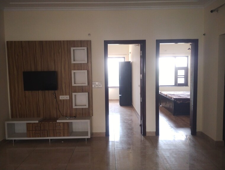 Room, aerocity 2 Bedroom 200 Sq.Yd. Builder Floor In Aerocity Mohali 9608121